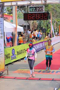 BIB: 42195, 62832, 45273
                            <button type="button" onclick="openModal(9444677)" class="btn btn-primary btn-sm float-right btn-popup" data-toggle="modal" data-target=".modal-high-quality">
                        <i class="fas fa-shopping-cart"></i> Add to Cart
                    </button>
                                            <button type="button" onclick="isThisMe(9444677, true)" class="btn btn-success btn-sm float-right btn-popup btn-isme hidden" data-toggle="tooltip" data-placement="bottom" title="นี่คือรูปของคุณใช่ไหม คลิกที่นี่เพื่อเอาเข้าอัลบั้ม">
                        <i class="fas fa-plus"></i> Add to album
                    </button>
                    <button type="button" onclick="isThisMe(9444677, false)" class="btn btn-warning btn-sm float-right btn-popup btn-isnotme hidden">
                        <i class="fas fa-ban"></i> Remove from album
                    </button>