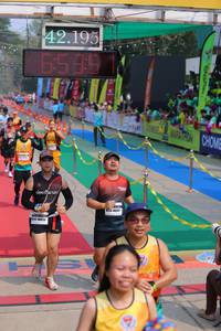 BIB: 42195, 6509
                            <button type="button" onclick="openModal(9512730)" class="btn btn-primary btn-sm float-right btn-popup" data-toggle="modal" data-target=".modal-high-quality">
                        <i class="fas fa-shopping-cart"></i> Add to Cart
                    </button>
                                            <button type="button" onclick="isThisMe(9512730, true)" class="btn btn-success btn-sm float-right btn-popup btn-isme hidden" data-toggle="tooltip" data-placement="bottom" title="นี่คือรูปของคุณใช่ไหม คลิกที่นี่เพื่อเอาเข้าอัลบั้ม">
                        <i class="fas fa-plus"></i> Add to album
                    </button>
                    <button type="button" onclick="isThisMe(9512730, false)" class="btn btn-warning btn-sm float-right btn-popup btn-isnotme hidden">
                        <i class="fas fa-ban"></i> Remove from album
                    </button>