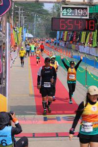 BIB: 42195, 65418, 47827
                            <button type="button" onclick="openModal(9512828)" class="btn btn-primary btn-sm float-right btn-popup" data-toggle="modal" data-target=".modal-high-quality">
                        <i class="fas fa-shopping-cart"></i> Add to Cart
                    </button>
                                            <button type="button" onclick="isThisMe(9512828, true)" class="btn btn-success btn-sm float-right btn-popup btn-isme hidden" data-toggle="tooltip" data-placement="bottom" title="นี่คือรูปของคุณใช่ไหม คลิกที่นี่เพื่อเอาเข้าอัลบั้ม">
                        <i class="fas fa-plus"></i> Add to album
                    </button>
                    <button type="button" onclick="isThisMe(9512828, false)" class="btn btn-warning btn-sm float-right btn-popup btn-isnotme hidden">
                        <i class="fas fa-ban"></i> Remove from album
                    </button>