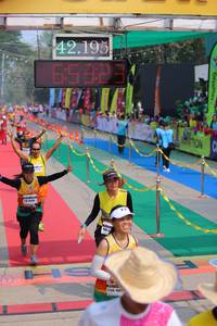 BIB: 42195, 6003
                            <button type="button" onclick="openModal(9494472)" class="btn btn-primary btn-sm float-right btn-popup" data-toggle="modal" data-target=".modal-high-quality">
                        <i class="fas fa-shopping-cart"></i> Add to Cart
                    </button>
                                            <button type="button" onclick="isThisMe(9494472, true)" class="btn btn-success btn-sm float-right btn-popup btn-isme hidden" data-toggle="tooltip" data-placement="bottom" title="นี่คือรูปของคุณใช่ไหม คลิกที่นี่เพื่อเอาเข้าอัลบั้ม">
                        <i class="fas fa-plus"></i> Add to album
                    </button>
                    <button type="button" onclick="isThisMe(9494472, false)" class="btn btn-warning btn-sm float-right btn-popup btn-isnotme hidden">
                        <i class="fas fa-ban"></i> Remove from album
                    </button>