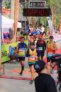 BIB: 42195, 55402, 12918, 40405
                            <button type="button" onclick="openModal(9154781)" class="btn btn-primary btn-sm float-right btn-popup" data-toggle="modal" data-target=".modal-high-quality">
                        <i class="fas fa-shopping-cart"></i> Add to Cart
                    </button>
                                            <button type="button" onclick="isThisMe(9154781, true)" class="btn btn-success btn-sm float-right btn-popup btn-isme hidden" data-toggle="tooltip" data-placement="bottom" title="นี่คือรูปของคุณใช่ไหม คลิกที่นี่เพื่อเอาเข้าอัลบั้ม">
                        <i class="fas fa-plus"></i> Add to album
                    </button>
                    <button type="button" onclick="isThisMe(9154781, false)" class="btn btn-warning btn-sm float-right btn-popup btn-isnotme hidden">
                        <i class="fas fa-ban"></i> Remove from album
                    </button>
