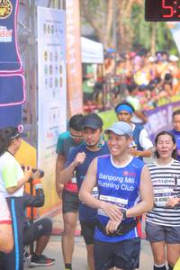 BIB: 1010, 4746
                            <button type="button" onclick="openModal(9141338)" class="btn btn-primary btn-sm float-right btn-popup" data-toggle="modal" data-target=".modal-high-quality">
                        <i class="fas fa-shopping-cart"></i> Add to Cart
                    </button>
                                            <button type="button" onclick="isThisMe(9141338, true)" class="btn btn-success btn-sm float-right btn-popup btn-isme hidden" data-toggle="tooltip" data-placement="bottom" title="นี่คือรูปของคุณใช่ไหม คลิกที่นี่เพื่อเอาเข้าอัลบั้ม">
                        <i class="fas fa-plus"></i> Add to album
                    </button>
                    <button type="button" onclick="isThisMe(9141338, false)" class="btn btn-warning btn-sm float-right btn-popup btn-isnotme hidden">
                        <i class="fas fa-ban"></i> Remove from album
                    </button>