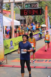 BIB: 42195, 6134
                            <button type="button" onclick="openModal(9359348)" class="btn btn-primary btn-sm float-right btn-popup" data-toggle="modal" data-target=".modal-high-quality">
                        <i class="fas fa-shopping-cart"></i> Add to Cart
                    </button>
                                            <button type="button" onclick="isThisMe(9359348, true)" class="btn btn-success btn-sm float-right btn-popup btn-isme hidden" data-toggle="tooltip" data-placement="bottom" title="นี่คือรูปของคุณใช่ไหม คลิกที่นี่เพื่อเอาเข้าอัลบั้ม">
                        <i class="fas fa-plus"></i> Add to album
                    </button>
                    <button type="button" onclick="isThisMe(9359348, false)" class="btn btn-warning btn-sm float-right btn-popup btn-isnotme hidden">
                        <i class="fas fa-ban"></i> Remove from album
                    </button>