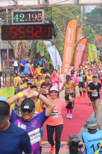 BIB: 42195, 5592, 49350, 421
                            <button type="button" onclick="openModal(9156150)" class="btn btn-primary btn-sm float-right btn-popup" data-toggle="modal" data-target=".modal-high-quality">
                        <i class="fas fa-shopping-cart"></i> Add to Cart
                    </button>
                                            <button type="button" onclick="isThisMe(9156150, true)" class="btn btn-success btn-sm float-right btn-popup btn-isme hidden" data-toggle="tooltip" data-placement="bottom" title="นี่คือรูปของคุณใช่ไหม คลิกที่นี่เพื่อเอาเข้าอัลบั้ม">
                        <i class="fas fa-plus"></i> Add to album
                    </button>
                    <button type="button" onclick="isThisMe(9156150, false)" class="btn btn-warning btn-sm float-right btn-popup btn-isnotme hidden">
                        <i class="fas fa-ban"></i> Remove from album
                    </button>