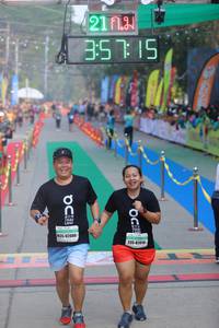 BIB: 35715, 82080, 82070
                            <button type="button" onclick="openModal(9135269)" class="btn btn-primary btn-sm float-right btn-popup" data-toggle="modal" data-target=".modal-high-quality">
                        <i class="fas fa-shopping-cart"></i> Add to Cart
                    </button>
                                            <button type="button" onclick="isThisMe(9135269, true)" class="btn btn-success btn-sm float-right btn-popup btn-isme hidden" data-toggle="tooltip" data-placement="bottom" title="นี่คือรูปของคุณใช่ไหม คลิกที่นี่เพื่อเอาเข้าอัลบั้ม">
                        <i class="fas fa-plus"></i> Add to album
                    </button>
                    <button type="button" onclick="isThisMe(9135269, false)" class="btn btn-warning btn-sm float-right btn-popup btn-isnotme hidden">
                        <i class="fas fa-ban"></i> Remove from album
                    </button>