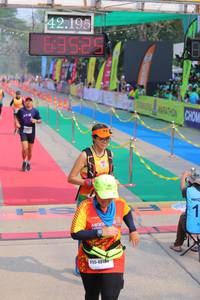 BIB: 42195, 40186
                            <button type="button" onclick="openModal(9470833)" class="btn btn-primary btn-sm float-right btn-popup" data-toggle="modal" data-target=".modal-high-quality">
                        <i class="fas fa-shopping-cart"></i> Add to Cart
                    </button>
                                            <button type="button" onclick="isThisMe(9470833, true)" class="btn btn-success btn-sm float-right btn-popup btn-isme hidden" data-toggle="tooltip" data-placement="bottom" title="นี่คือรูปของคุณใช่ไหม คลิกที่นี่เพื่อเอาเข้าอัลบั้ม">
                        <i class="fas fa-plus"></i> Add to album
                    </button>
                    <button type="button" onclick="isThisMe(9470833, false)" class="btn btn-warning btn-sm float-right btn-popup btn-isnotme hidden">
                        <i class="fas fa-ban"></i> Remove from album
                    </button>