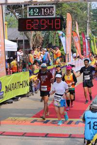 BIB: 42195, 62948
                            <button type="button" onclick="openModal(9456409)" class="btn btn-primary btn-sm float-right btn-popup" data-toggle="modal" data-target=".modal-high-quality">
                        <i class="fas fa-shopping-cart"></i> Add to Cart
                    </button>
                                            <button type="button" onclick="isThisMe(9456409, true)" class="btn btn-success btn-sm float-right btn-popup btn-isme hidden" data-toggle="tooltip" data-placement="bottom" title="นี่คือรูปของคุณใช่ไหม คลิกที่นี่เพื่อเอาเข้าอัลบั้ม">
                        <i class="fas fa-plus"></i> Add to album
                    </button>
                    <button type="button" onclick="isThisMe(9456409, false)" class="btn btn-warning btn-sm float-right btn-popup btn-isnotme hidden">
                        <i class="fas fa-ban"></i> Remove from album
                    </button>