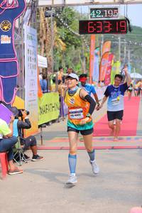 BIB: 42195, 633
                            <button type="button" onclick="openModal(9467054)" class="btn btn-primary btn-sm float-right btn-popup" data-toggle="modal" data-target=".modal-high-quality">
                        <i class="fas fa-shopping-cart"></i> Add to Cart
                    </button>
                                            <button type="button" onclick="isThisMe(9467054, true)" class="btn btn-success btn-sm float-right btn-popup btn-isme hidden" data-toggle="tooltip" data-placement="bottom" title="นี่คือรูปของคุณใช่ไหม คลิกที่นี่เพื่อเอาเข้าอัลบั้ม">
                        <i class="fas fa-plus"></i> Add to album
                    </button>
                    <button type="button" onclick="isThisMe(9467054, false)" class="btn btn-warning btn-sm float-right btn-popup btn-isnotme hidden">
                        <i class="fas fa-ban"></i> Remove from album
                    </button>