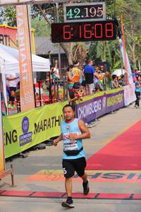 BIB: 42195, 61608, 460
                            <button type="button" onclick="openModal(9422859)" class="btn btn-primary btn-sm float-right btn-popup" data-toggle="modal" data-target=".modal-high-quality">
                        <i class="fas fa-shopping-cart"></i> Add to Cart
                    </button>
                                            <button type="button" onclick="isThisMe(9422859, true)" class="btn btn-success btn-sm float-right btn-popup btn-isme hidden" data-toggle="tooltip" data-placement="bottom" title="นี่คือรูปของคุณใช่ไหม คลิกที่นี่เพื่อเอาเข้าอัลบั้ม">
                        <i class="fas fa-plus"></i> Add to album
                    </button>
                    <button type="button" onclick="isThisMe(9422859, false)" class="btn btn-warning btn-sm float-right btn-popup btn-isnotme hidden">
                        <i class="fas fa-ban"></i> Remove from album
                    </button>