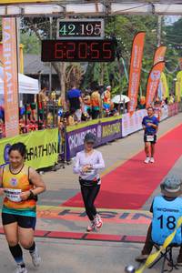 BIB: 42195, 62055, 2811
                            <button type="button" onclick="openModal(9431050)" class="btn btn-primary btn-sm float-right btn-popup" data-toggle="modal" data-target=".modal-high-quality">
                        <i class="fas fa-shopping-cart"></i> Add to Cart
                    </button>
                                            <button type="button" onclick="isThisMe(9431050, true)" class="btn btn-success btn-sm float-right btn-popup btn-isme hidden" data-toggle="tooltip" data-placement="bottom" title="นี่คือรูปของคุณใช่ไหม คลิกที่นี่เพื่อเอาเข้าอัลบั้ม">
                        <i class="fas fa-plus"></i> Add to album
                    </button>
                    <button type="button" onclick="isThisMe(9431050, false)" class="btn btn-warning btn-sm float-right btn-popup btn-isnotme hidden">
                        <i class="fas fa-ban"></i> Remove from album
                    </button>