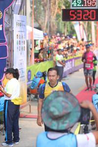 BIB: 42195, 5320
                            <button type="button" onclick="openModal(9140805)" class="btn btn-primary btn-sm float-right btn-popup" data-toggle="modal" data-target=".modal-high-quality">
                        <i class="fas fa-shopping-cart"></i> Add to Cart
                    </button>
                                            <button type="button" onclick="isThisMe(9140805, true)" class="btn btn-success btn-sm float-right btn-popup btn-isme hidden" data-toggle="tooltip" data-placement="bottom" title="นี่คือรูปของคุณใช่ไหม คลิกที่นี่เพื่อเอาเข้าอัลบั้ม">
                        <i class="fas fa-plus"></i> Add to album
                    </button>
                    <button type="button" onclick="isThisMe(9140805, false)" class="btn btn-warning btn-sm float-right btn-popup btn-isnotme hidden">
                        <i class="fas fa-ban"></i> Remove from album
                    </button>