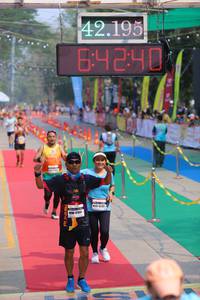 BIB: 42195, 64240
                            <button type="button" onclick="openModal(9482956)" class="btn btn-primary btn-sm float-right btn-popup" data-toggle="modal" data-target=".modal-high-quality">
                        <i class="fas fa-shopping-cart"></i> Add to Cart
                    </button>
                                            <button type="button" onclick="isThisMe(9482956, true)" class="btn btn-success btn-sm float-right btn-popup btn-isme hidden" data-toggle="tooltip" data-placement="bottom" title="นี่คือรูปของคุณใช่ไหม คลิกที่นี่เพื่อเอาเข้าอัลบั้ม">
                        <i class="fas fa-plus"></i> Add to album
                    </button>
                    <button type="button" onclick="isThisMe(9482956, false)" class="btn btn-warning btn-sm float-right btn-popup btn-isnotme hidden">
                        <i class="fas fa-ban"></i> Remove from album
                    </button>