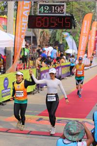 BIB: 42195, 60545, 45215, 452
                            <button type="button" onclick="openModal(9333251)" class="btn btn-primary btn-sm float-right btn-popup" data-toggle="modal" data-target=".modal-high-quality">
                        <i class="fas fa-shopping-cart"></i> Add to Cart
                    </button>
                                            <button type="button" onclick="isThisMe(9333251, true)" class="btn btn-success btn-sm float-right btn-popup btn-isme hidden" data-toggle="tooltip" data-placement="bottom" title="นี่คือรูปของคุณใช่ไหม คลิกที่นี่เพื่อเอาเข้าอัลบั้ม">
                        <i class="fas fa-plus"></i> Add to album
                    </button>
                    <button type="button" onclick="isThisMe(9333251, false)" class="btn btn-warning btn-sm float-right btn-popup btn-isnotme hidden">
                        <i class="fas fa-ban"></i> Remove from album
                    </button>