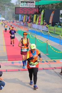 BIB: 42195, 63524, 401
                            <button type="button" onclick="openModal(9470807)" class="btn btn-primary btn-sm float-right btn-popup" data-toggle="modal" data-target=".modal-high-quality">
                        <i class="fas fa-shopping-cart"></i> Add to Cart
                    </button>
                                            <button type="button" onclick="isThisMe(9470807, true)" class="btn btn-success btn-sm float-right btn-popup btn-isme hidden" data-toggle="tooltip" data-placement="bottom" title="นี่คือรูปของคุณใช่ไหม คลิกที่นี่เพื่อเอาเข้าอัลบั้ม">
                        <i class="fas fa-plus"></i> Add to album
                    </button>
                    <button type="button" onclick="isThisMe(9470807, false)" class="btn btn-warning btn-sm float-right btn-popup btn-isnotme hidden">
                        <i class="fas fa-ban"></i> Remove from album
                    </button>