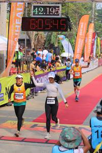 BIB: 42195, 6045, 4545213
                            <button type="button" onclick="openModal(9333275)" class="btn btn-primary btn-sm float-right btn-popup" data-toggle="modal" data-target=".modal-high-quality">
                        <i class="fas fa-shopping-cart"></i> Add to Cart
                    </button>
                                            <button type="button" onclick="isThisMe(9333275, true)" class="btn btn-success btn-sm float-right btn-popup btn-isme hidden" data-toggle="tooltip" data-placement="bottom" title="นี่คือรูปของคุณใช่ไหม คลิกที่นี่เพื่อเอาเข้าอัลบั้ม">
                        <i class="fas fa-plus"></i> Add to album
                    </button>
                    <button type="button" onclick="isThisMe(9333275, false)" class="btn btn-warning btn-sm float-right btn-popup btn-isnotme hidden">
                        <i class="fas fa-ban"></i> Remove from album
                    </button>