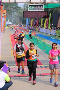 BIB: 42195
                            <button type="button" onclick="openModal(9474611)" class="btn btn-primary btn-sm float-right btn-popup" data-toggle="modal" data-target=".modal-high-quality">
                        <i class="fas fa-shopping-cart"></i> Add to Cart
                    </button>
                                            <button type="button" onclick="isThisMe(9474611, true)" class="btn btn-success btn-sm float-right btn-popup btn-isme hidden" data-toggle="tooltip" data-placement="bottom" title="นี่คือรูปของคุณใช่ไหม คลิกที่นี่เพื่อเอาเข้าอัลบั้ม">
                        <i class="fas fa-plus"></i> Add to album
                    </button>
                    <button type="button" onclick="isThisMe(9474611, false)" class="btn btn-warning btn-sm float-right btn-popup btn-isnotme hidden">
                        <i class="fas fa-ban"></i> Remove from album
                    </button>