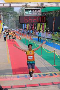 BIB: 42195, 65200, 4734
                            <button type="button" onclick="openModal(9492850)" class="btn btn-primary btn-sm float-right btn-popup" data-toggle="modal" data-target=".modal-high-quality">
                        <i class="fas fa-shopping-cart"></i> Add to Cart
                    </button>
                                            <button type="button" onclick="isThisMe(9492850, true)" class="btn btn-success btn-sm float-right btn-popup btn-isme hidden" data-toggle="tooltip" data-placement="bottom" title="นี่คือรูปของคุณใช่ไหม คลิกที่นี่เพื่อเอาเข้าอัลบั้ม">
                        <i class="fas fa-plus"></i> Add to album
                    </button>
                    <button type="button" onclick="isThisMe(9492850, false)" class="btn btn-warning btn-sm float-right btn-popup btn-isnotme hidden">
                        <i class="fas fa-ban"></i> Remove from album
                    </button>