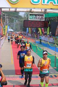 BIB: 42195, 6503, 4604
                            <button type="button" onclick="openModal(9514064)" class="btn btn-primary btn-sm float-right btn-popup" data-toggle="modal" data-target=".modal-high-quality">
                        <i class="fas fa-shopping-cart"></i> Add to Cart
                    </button>
                                            <button type="button" onclick="isThisMe(9514064, true)" class="btn btn-success btn-sm float-right btn-popup btn-isme hidden" data-toggle="tooltip" data-placement="bottom" title="นี่คือรูปของคุณใช่ไหม คลิกที่นี่เพื่อเอาเข้าอัลบั้ม">
                        <i class="fas fa-plus"></i> Add to album
                    </button>
                    <button type="button" onclick="isThisMe(9514064, false)" class="btn btn-warning btn-sm float-right btn-popup btn-isnotme hidden">
                        <i class="fas fa-ban"></i> Remove from album
                    </button>