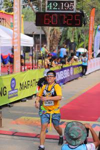 BIB: 42195, 60125, 3541832
                            <button type="button" onclick="openModal(9340062)" class="btn btn-primary btn-sm float-right btn-popup" data-toggle="modal" data-target=".modal-high-quality">
                        <i class="fas fa-shopping-cart"></i> Add to Cart
                    </button>
                                            <button type="button" onclick="isThisMe(9340062, true)" class="btn btn-success btn-sm float-right btn-popup btn-isme hidden" data-toggle="tooltip" data-placement="bottom" title="นี่คือรูปของคุณใช่ไหม คลิกที่นี่เพื่อเอาเข้าอัลบั้ม">
                        <i class="fas fa-plus"></i> Add to album
                    </button>
                    <button type="button" onclick="isThisMe(9340062, false)" class="btn btn-warning btn-sm float-right btn-popup btn-isnotme hidden">
                        <i class="fas fa-ban"></i> Remove from album
                    </button>