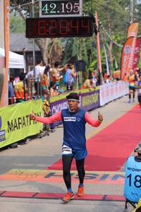 BIB: 42195, 62844
                            <button type="button" onclick="openModal(9444698)" class="btn btn-primary btn-sm float-right btn-popup" data-toggle="modal" data-target=".modal-high-quality">
                        <i class="fas fa-shopping-cart"></i> Add to Cart
                    </button>
                                            <button type="button" onclick="isThisMe(9444698, true)" class="btn btn-success btn-sm float-right btn-popup btn-isme hidden" data-toggle="tooltip" data-placement="bottom" title="นี่คือรูปของคุณใช่ไหม คลิกที่นี่เพื่อเอาเข้าอัลบั้ม">
                        <i class="fas fa-plus"></i> Add to album
                    </button>
                    <button type="button" onclick="isThisMe(9444698, false)" class="btn btn-warning btn-sm float-right btn-popup btn-isnotme hidden">
                        <i class="fas fa-ban"></i> Remove from album
                    </button>