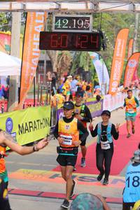 BIB: 42195, 60124, 44054
                            <button type="button" onclick="openModal(9322236)" class="btn btn-primary btn-sm float-right btn-popup" data-toggle="modal" data-target=".modal-high-quality">
                        <i class="fas fa-shopping-cart"></i> Add to Cart
                    </button>
                                            <button type="button" onclick="isThisMe(9322236, true)" class="btn btn-success btn-sm float-right btn-popup btn-isme hidden" data-toggle="tooltip" data-placement="bottom" title="นี่คือรูปของคุณใช่ไหม คลิกที่นี่เพื่อเอาเข้าอัลบั้ม">
                        <i class="fas fa-plus"></i> Add to album
                    </button>
                    <button type="button" onclick="isThisMe(9322236, false)" class="btn btn-warning btn-sm float-right btn-popup btn-isnotme hidden">
                        <i class="fas fa-ban"></i> Remove from album
                    </button>