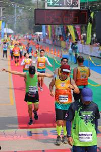 BIB: 42195, 6565, 47139, 47994
                            <button type="button" onclick="openModal(9513628)" class="btn btn-primary btn-sm float-right btn-popup" data-toggle="modal" data-target=".modal-high-quality">
                        <i class="fas fa-shopping-cart"></i> Add to Cart
                    </button>
                                            <button type="button" onclick="isThisMe(9513628, true)" class="btn btn-success btn-sm float-right btn-popup btn-isme hidden" data-toggle="tooltip" data-placement="bottom" title="นี่คือรูปของคุณใช่ไหม คลิกที่นี่เพื่อเอาเข้าอัลบั้ม">
                        <i class="fas fa-plus"></i> Add to album
                    </button>
                    <button type="button" onclick="isThisMe(9513628, false)" class="btn btn-warning btn-sm float-right btn-popup btn-isnotme hidden">
                        <i class="fas fa-ban"></i> Remove from album
                    </button>