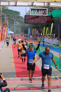 BIB: 42195, 65025, 6693
                            <button type="button" onclick="openModal(9490926)" class="btn btn-primary btn-sm float-right btn-popup" data-toggle="modal" data-target=".modal-high-quality">
                        <i class="fas fa-shopping-cart"></i> Add to Cart
                    </button>
                                            <button type="button" onclick="isThisMe(9490926, true)" class="btn btn-success btn-sm float-right btn-popup btn-isme hidden" data-toggle="tooltip" data-placement="bottom" title="นี่คือรูปของคุณใช่ไหม คลิกที่นี่เพื่อเอาเข้าอัลบั้ม">
                        <i class="fas fa-plus"></i> Add to album
                    </button>
                    <button type="button" onclick="isThisMe(9490926, false)" class="btn btn-warning btn-sm float-right btn-popup btn-isnotme hidden">
                        <i class="fas fa-ban"></i> Remove from album
                    </button>