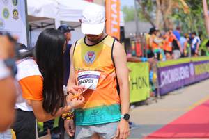 BIB: 41763
                            <button type="button" onclick="openModal(9514511)" class="btn btn-primary btn-sm float-right btn-popup" data-toggle="modal" data-target=".modal-high-quality">
                        <i class="fas fa-shopping-cart"></i> Add to Cart
                    </button>
                                            <button type="button" onclick="isThisMe(9514511, true)" class="btn btn-success btn-sm float-right btn-popup btn-isme hidden" data-toggle="tooltip" data-placement="bottom" title="นี่คือรูปของคุณใช่ไหม คลิกที่นี่เพื่อเอาเข้าอัลบั้ม">
                        <i class="fas fa-plus"></i> Add to album
                    </button>
                    <button type="button" onclick="isThisMe(9514511, false)" class="btn btn-warning btn-sm float-right btn-popup btn-isnotme hidden">
                        <i class="fas fa-ban"></i> Remove from album
                    </button>