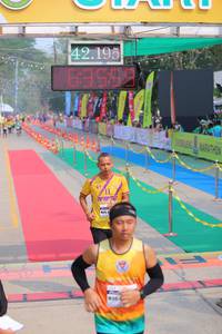 BIB: 42195, 208
                            <button type="button" onclick="openModal(9471471)" class="btn btn-primary btn-sm float-right btn-popup" data-toggle="modal" data-target=".modal-high-quality">
                        <i class="fas fa-shopping-cart"></i> Add to Cart
                    </button>
                                            <button type="button" onclick="isThisMe(9471471, true)" class="btn btn-success btn-sm float-right btn-popup btn-isme hidden" data-toggle="tooltip" data-placement="bottom" title="นี่คือรูปของคุณใช่ไหม คลิกที่นี่เพื่อเอาเข้าอัลบั้ม">
                        <i class="fas fa-plus"></i> Add to album
                    </button>
                    <button type="button" onclick="isThisMe(9471471, false)" class="btn btn-warning btn-sm float-right btn-popup btn-isnotme hidden">
                        <i class="fas fa-ban"></i> Remove from album
                    </button>