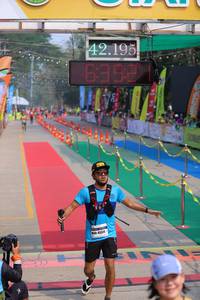 BIB: 42195, 6399, 0451
                            <button type="button" onclick="openModal(9477237)" class="btn btn-primary btn-sm float-right btn-popup" data-toggle="modal" data-target=".modal-high-quality">
                        <i class="fas fa-shopping-cart"></i> Add to Cart
                    </button>
                                            <button type="button" onclick="isThisMe(9477237, true)" class="btn btn-success btn-sm float-right btn-popup btn-isme hidden" data-toggle="tooltip" data-placement="bottom" title="นี่คือรูปของคุณใช่ไหม คลิกที่นี่เพื่อเอาเข้าอัลบั้ม">
                        <i class="fas fa-plus"></i> Add to album
                    </button>
                    <button type="button" onclick="isThisMe(9477237, false)" class="btn btn-warning btn-sm float-right btn-popup btn-isnotme hidden">
                        <i class="fas fa-ban"></i> Remove from album
                    </button>