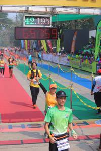 BIB: 42195, 65059, 45338
                            <button type="button" onclick="openModal(9513976)" class="btn btn-primary btn-sm float-right btn-popup" data-toggle="modal" data-target=".modal-high-quality">
                        <i class="fas fa-shopping-cart"></i> Add to Cart
                    </button>
                                            <button type="button" onclick="isThisMe(9513976, true)" class="btn btn-success btn-sm float-right btn-popup btn-isme hidden" data-toggle="tooltip" data-placement="bottom" title="นี่คือรูปของคุณใช่ไหม คลิกที่นี่เพื่อเอาเข้าอัลบั้ม">
                        <i class="fas fa-plus"></i> Add to album
                    </button>
                    <button type="button" onclick="isThisMe(9513976, false)" class="btn btn-warning btn-sm float-right btn-popup btn-isnotme hidden">
                        <i class="fas fa-ban"></i> Remove from album
                    </button>