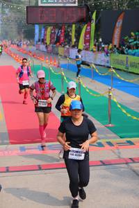 BIB: 45704
                            <button type="button" onclick="openModal(9474794)" class="btn btn-primary btn-sm float-right btn-popup" data-toggle="modal" data-target=".modal-high-quality">
                        <i class="fas fa-shopping-cart"></i> Add to Cart
                    </button>
                                            <button type="button" onclick="isThisMe(9474794, true)" class="btn btn-success btn-sm float-right btn-popup btn-isme hidden" data-toggle="tooltip" data-placement="bottom" title="นี่คือรูปของคุณใช่ไหม คลิกที่นี่เพื่อเอาเข้าอัลบั้ม">
                        <i class="fas fa-plus"></i> Add to album
                    </button>
                    <button type="button" onclick="isThisMe(9474794, false)" class="btn btn-warning btn-sm float-right btn-popup btn-isnotme hidden">
                        <i class="fas fa-ban"></i> Remove from album
                    </button>