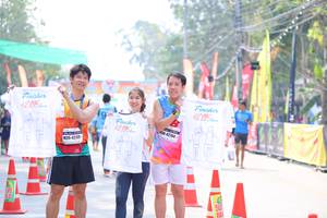 BIB: 195, 2195, 42704, 42725
                            <button type="button" onclick="openModal(9514747)" class="btn btn-primary btn-sm float-right btn-popup" data-toggle="modal" data-target=".modal-high-quality">
                        <i class="fas fa-shopping-cart"></i> Add to Cart
                    </button>
                                            <button type="button" onclick="isThisMe(9514747, true)" class="btn btn-success btn-sm float-right btn-popup btn-isme hidden" data-toggle="tooltip" data-placement="bottom" title="นี่คือรูปของคุณใช่ไหม คลิกที่นี่เพื่อเอาเข้าอัลบั้ม">
                        <i class="fas fa-plus"></i> Add to album
                    </button>
                    <button type="button" onclick="isThisMe(9514747, false)" class="btn btn-warning btn-sm float-right btn-popup btn-isnotme hidden">
                        <i class="fas fa-ban"></i> Remove from album
                    </button>