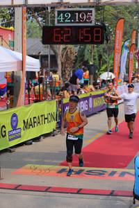 BIB: 42195, 158
                            <button type="button" onclick="openModal(9434281)" class="btn btn-primary btn-sm float-right btn-popup" data-toggle="modal" data-target=".modal-high-quality">
                        <i class="fas fa-shopping-cart"></i> Add to Cart
                    </button>
                                            <button type="button" onclick="isThisMe(9434281, true)" class="btn btn-success btn-sm float-right btn-popup btn-isme hidden" data-toggle="tooltip" data-placement="bottom" title="นี่คือรูปของคุณใช่ไหม คลิกที่นี่เพื่อเอาเข้าอัลบั้ม">
                        <i class="fas fa-plus"></i> Add to album
                    </button>
                    <button type="button" onclick="isThisMe(9434281, false)" class="btn btn-warning btn-sm float-right btn-popup btn-isnotme hidden">
                        <i class="fas fa-ban"></i> Remove from album
                    </button>