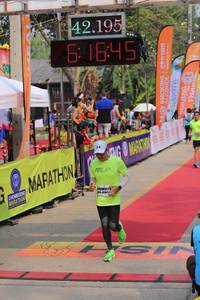 BIB: 42195, 1645
                            <button type="button" onclick="openModal(9423349)" class="btn btn-primary btn-sm float-right btn-popup" data-toggle="modal" data-target=".modal-high-quality">
                        <i class="fas fa-shopping-cart"></i> Add to Cart
                    </button>
                                            <button type="button" onclick="isThisMe(9423349, true)" class="btn btn-success btn-sm float-right btn-popup btn-isme hidden" data-toggle="tooltip" data-placement="bottom" title="นี่คือรูปของคุณใช่ไหม คลิกที่นี่เพื่อเอาเข้าอัลบั้ม">
                        <i class="fas fa-plus"></i> Add to album
                    </button>
                    <button type="button" onclick="isThisMe(9423349, false)" class="btn btn-warning btn-sm float-right btn-popup btn-isnotme hidden">
                        <i class="fas fa-ban"></i> Remove from album
                    </button>