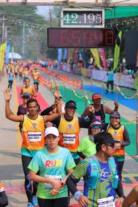 BIB: 42195, 65198, 41922, 47200
                            <button type="button" onclick="openModal(9512956)" class="btn btn-primary btn-sm float-right btn-popup" data-toggle="modal" data-target=".modal-high-quality">
                        <i class="fas fa-shopping-cart"></i> Add to Cart
                    </button>
                                            <button type="button" onclick="isThisMe(9512956, true)" class="btn btn-success btn-sm float-right btn-popup btn-isme hidden" data-toggle="tooltip" data-placement="bottom" title="นี่คือรูปของคุณใช่ไหม คลิกที่นี่เพื่อเอาเข้าอัลบั้ม">
                        <i class="fas fa-plus"></i> Add to album
                    </button>
                    <button type="button" onclick="isThisMe(9512956, false)" class="btn btn-warning btn-sm float-right btn-popup btn-isnotme hidden">
                        <i class="fas fa-ban"></i> Remove from album
                    </button>