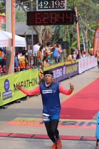 BIB: 42195, 62844
                            <button type="button" onclick="openModal(9444707)" class="btn btn-primary btn-sm float-right btn-popup" data-toggle="modal" data-target=".modal-high-quality">
                        <i class="fas fa-shopping-cart"></i> Add to Cart
                    </button>
                                            <button type="button" onclick="isThisMe(9444707, true)" class="btn btn-success btn-sm float-right btn-popup btn-isme hidden" data-toggle="tooltip" data-placement="bottom" title="นี่คือรูปของคุณใช่ไหม คลิกที่นี่เพื่อเอาเข้าอัลบั้ม">
                        <i class="fas fa-plus"></i> Add to album
                    </button>
                    <button type="button" onclick="isThisMe(9444707, false)" class="btn btn-warning btn-sm float-right btn-popup btn-isnotme hidden">
                        <i class="fas fa-ban"></i> Remove from album
                    </button>