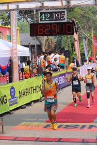 BIB: 42195, 62900, 4069
                            <button type="button" onclick="openModal(9453781)" class="btn btn-primary btn-sm float-right btn-popup" data-toggle="modal" data-target=".modal-high-quality">
                        <i class="fas fa-shopping-cart"></i> Add to Cart
                    </button>
                                            <button type="button" onclick="isThisMe(9453781, true)" class="btn btn-success btn-sm float-right btn-popup btn-isme hidden" data-toggle="tooltip" data-placement="bottom" title="นี่คือรูปของคุณใช่ไหม คลิกที่นี่เพื่อเอาเข้าอัลบั้ม">
                        <i class="fas fa-plus"></i> Add to album
                    </button>
                    <button type="button" onclick="isThisMe(9453781, false)" class="btn btn-warning btn-sm float-right btn-popup btn-isnotme hidden">
                        <i class="fas fa-ban"></i> Remove from album
                    </button>