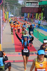 BIB: 42195, 40333, 4008
                            <button type="button" onclick="openModal(9512779)" class="btn btn-primary btn-sm float-right btn-popup" data-toggle="modal" data-target=".modal-high-quality">
                        <i class="fas fa-shopping-cart"></i> Add to Cart
                    </button>
                                            <button type="button" onclick="isThisMe(9512779, true)" class="btn btn-success btn-sm float-right btn-popup btn-isme hidden" data-toggle="tooltip" data-placement="bottom" title="นี่คือรูปของคุณใช่ไหม คลิกที่นี่เพื่อเอาเข้าอัลบั้ม">
                        <i class="fas fa-plus"></i> Add to album
                    </button>
                    <button type="button" onclick="isThisMe(9512779, false)" class="btn btn-warning btn-sm float-right btn-popup btn-isnotme hidden">
                        <i class="fas fa-ban"></i> Remove from album
                    </button>