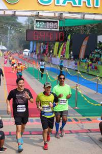 BIB: 42195, 4408, 408
                            <button type="button" onclick="openModal(9484581)" class="btn btn-primary btn-sm float-right btn-popup" data-toggle="modal" data-target=".modal-high-quality">
                        <i class="fas fa-shopping-cart"></i> Add to Cart
                    </button>
                                            <button type="button" onclick="isThisMe(9484581, true)" class="btn btn-success btn-sm float-right btn-popup btn-isme hidden" data-toggle="tooltip" data-placement="bottom" title="นี่คือรูปของคุณใช่ไหม คลิกที่นี่เพื่อเอาเข้าอัลบั้ม">
                        <i class="fas fa-plus"></i> Add to album
                    </button>
                    <button type="button" onclick="isThisMe(9484581, false)" class="btn btn-warning btn-sm float-right btn-popup btn-isnotme hidden">
                        <i class="fas fa-ban"></i> Remove from album
                    </button>