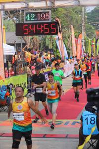 BIB: 42195, 54455, 
                            <button type="button" onclick="openModal(9148363)" class="btn btn-primary btn-sm float-right btn-popup" data-toggle="modal" data-target=".modal-high-quality">
                        <i class="fas fa-shopping-cart"></i> Add to Cart
                    </button>
                                            <button type="button" onclick="isThisMe(9148363, true)" class="btn btn-success btn-sm float-right btn-popup btn-isme hidden" data-toggle="tooltip" data-placement="bottom" title="นี่คือรูปของคุณใช่ไหม คลิกที่นี่เพื่อเอาเข้าอัลบั้ม">
                        <i class="fas fa-plus"></i> Add to album
                    </button>
                    <button type="button" onclick="isThisMe(9148363, false)" class="btn btn-warning btn-sm float-right btn-popup btn-isnotme hidden">
                        <i class="fas fa-ban"></i> Remove from album
                    </button>