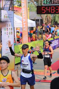 BIB: 42195, 5483, 000, 47671, 5402
                            <button type="button" onclick="openModal(9151444)" class="btn btn-primary btn-sm float-right btn-popup" data-toggle="modal" data-target=".modal-high-quality">
                        <i class="fas fa-shopping-cart"></i> Add to Cart
                    </button>
                                            <button type="button" onclick="isThisMe(9151444, true)" class="btn btn-success btn-sm float-right btn-popup btn-isme hidden" data-toggle="tooltip" data-placement="bottom" title="นี่คือรูปของคุณใช่ไหม คลิกที่นี่เพื่อเอาเข้าอัลบั้ม">
                        <i class="fas fa-plus"></i> Add to album
                    </button>
                    <button type="button" onclick="isThisMe(9151444, false)" class="btn btn-warning btn-sm float-right btn-popup btn-isnotme hidden">
                        <i class="fas fa-ban"></i> Remove from album
                    </button>