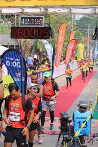 BIB: 42195, 60005, 600
                            <button type="button" onclick="openModal(9156588)" class="btn btn-primary btn-sm float-right btn-popup" data-toggle="modal" data-target=".modal-high-quality">
                        <i class="fas fa-shopping-cart"></i> Add to Cart
                    </button>
                                            <button type="button" onclick="isThisMe(9156588, true)" class="btn btn-success btn-sm float-right btn-popup btn-isme hidden" data-toggle="tooltip" data-placement="bottom" title="นี่คือรูปของคุณใช่ไหม คลิกที่นี่เพื่อเอาเข้าอัลบั้ม">
                        <i class="fas fa-plus"></i> Add to album
                    </button>
                    <button type="button" onclick="isThisMe(9156588, false)" class="btn btn-warning btn-sm float-right btn-popup btn-isnotme hidden">
                        <i class="fas fa-ban"></i> Remove from album
                    </button>