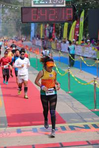 BIB: 40839
                            <button type="button" onclick="openModal(9482667)" class="btn btn-primary btn-sm float-right btn-popup" data-toggle="modal" data-target=".modal-high-quality">
                        <i class="fas fa-shopping-cart"></i> Add to Cart
                    </button>
                                            <button type="button" onclick="isThisMe(9482667, true)" class="btn btn-success btn-sm float-right btn-popup btn-isme hidden" data-toggle="tooltip" data-placement="bottom" title="นี่คือรูปของคุณใช่ไหม คลิกที่นี่เพื่อเอาเข้าอัลบั้ม">
                        <i class="fas fa-plus"></i> Add to album
                    </button>
                    <button type="button" onclick="isThisMe(9482667, false)" class="btn btn-warning btn-sm float-right btn-popup btn-isnotme hidden">
                        <i class="fas fa-ban"></i> Remove from album
                    </button>