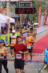 BIB: 42195, 143, 46941, 46993, 47727
                            <button type="button" onclick="openModal(9432934)" class="btn btn-primary btn-sm float-right btn-popup" data-toggle="modal" data-target=".modal-high-quality">
                        <i class="fas fa-shopping-cart"></i> Add to Cart
                    </button>
                                            <button type="button" onclick="isThisMe(9432934, true)" class="btn btn-success btn-sm float-right btn-popup btn-isme hidden" data-toggle="tooltip" data-placement="bottom" title="นี่คือรูปของคุณใช่ไหม คลิกที่นี่เพื่อเอาเข้าอัลบั้ม">
                        <i class="fas fa-plus"></i> Add to album
                    </button>
                    <button type="button" onclick="isThisMe(9432934, false)" class="btn btn-warning btn-sm float-right btn-popup btn-isnotme hidden">
                        <i class="fas fa-ban"></i> Remove from album
                    </button>