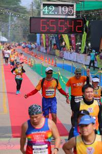 BIB: 42195, 65542, 100, 4458, 2019, 482
                            <button type="button" onclick="openModal(9513287)" class="btn btn-primary btn-sm float-right btn-popup" data-toggle="modal" data-target=".modal-high-quality">
                        <i class="fas fa-shopping-cart"></i> Add to Cart
                    </button>
                                            <button type="button" onclick="isThisMe(9513287, true)" class="btn btn-success btn-sm float-right btn-popup btn-isme hidden" data-toggle="tooltip" data-placement="bottom" title="นี่คือรูปของคุณใช่ไหม คลิกที่นี่เพื่อเอาเข้าอัลบั้ม">
                        <i class="fas fa-plus"></i> Add to album
                    </button>
                    <button type="button" onclick="isThisMe(9513287, false)" class="btn btn-warning btn-sm float-right btn-popup btn-isnotme hidden">
                        <i class="fas fa-ban"></i> Remove from album
                    </button>