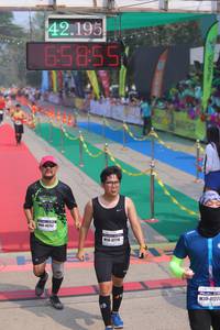 BIB: 42195, 65855, 46757, 47715, 4122
                            <button type="button" onclick="openModal(9514114)" class="btn btn-primary btn-sm float-right btn-popup" data-toggle="modal" data-target=".modal-high-quality">
                        <i class="fas fa-shopping-cart"></i> Add to Cart
                    </button>
                                            <button type="button" onclick="isThisMe(9514114, true)" class="btn btn-success btn-sm float-right btn-popup btn-isme hidden" data-toggle="tooltip" data-placement="bottom" title="นี่คือรูปของคุณใช่ไหม คลิกที่นี่เพื่อเอาเข้าอัลบั้ม">
                        <i class="fas fa-plus"></i> Add to album
                    </button>
                    <button type="button" onclick="isThisMe(9514114, false)" class="btn btn-warning btn-sm float-right btn-popup btn-isnotme hidden">
                        <i class="fas fa-ban"></i> Remove from album
                    </button>