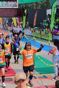 BIB: 12195, 5910, 5938
                            <button type="button" onclick="openModal(9513056)" class="btn btn-primary btn-sm float-right btn-popup" data-toggle="modal" data-target=".modal-high-quality">
                        <i class="fas fa-shopping-cart"></i> Add to Cart
                    </button>
                                            <button type="button" onclick="isThisMe(9513056, true)" class="btn btn-success btn-sm float-right btn-popup btn-isme hidden" data-toggle="tooltip" data-placement="bottom" title="นี่คือรูปของคุณใช่ไหม คลิกที่นี่เพื่อเอาเข้าอัลบั้ม">
                        <i class="fas fa-plus"></i> Add to album
                    </button>
                    <button type="button" onclick="isThisMe(9513056, false)" class="btn btn-warning btn-sm float-right btn-popup btn-isnotme hidden">
                        <i class="fas fa-ban"></i> Remove from album
                    </button>