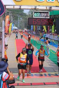 BIB: 42195, 65955, 4024
                            <button type="button" onclick="openModal(9514333)" class="btn btn-primary btn-sm float-right btn-popup" data-toggle="modal" data-target=".modal-high-quality">
                        <i class="fas fa-shopping-cart"></i> Add to Cart
                    </button>
                                            <button type="button" onclick="isThisMe(9514333, true)" class="btn btn-success btn-sm float-right btn-popup btn-isme hidden" data-toggle="tooltip" data-placement="bottom" title="นี่คือรูปของคุณใช่ไหม คลิกที่นี่เพื่อเอาเข้าอัลบั้ม">
                        <i class="fas fa-plus"></i> Add to album
                    </button>
                    <button type="button" onclick="isThisMe(9514333, false)" class="btn btn-warning btn-sm float-right btn-popup btn-isnotme hidden">
                        <i class="fas fa-ban"></i> Remove from album
                    </button>