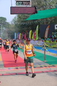 BIB: 42195, 64700, 84006
                            <button type="button" onclick="openModal(9488790)" class="btn btn-primary btn-sm float-right btn-popup" data-toggle="modal" data-target=".modal-high-quality">
                        <i class="fas fa-shopping-cart"></i> Add to Cart
                    </button>
                                            <button type="button" onclick="isThisMe(9488790, true)" class="btn btn-success btn-sm float-right btn-popup btn-isme hidden" data-toggle="tooltip" data-placement="bottom" title="นี่คือรูปของคุณใช่ไหม คลิกที่นี่เพื่อเอาเข้าอัลบั้ม">
                        <i class="fas fa-plus"></i> Add to album
                    </button>
                    <button type="button" onclick="isThisMe(9488790, false)" class="btn btn-warning btn-sm float-right btn-popup btn-isnotme hidden">
                        <i class="fas fa-ban"></i> Remove from album
                    </button>